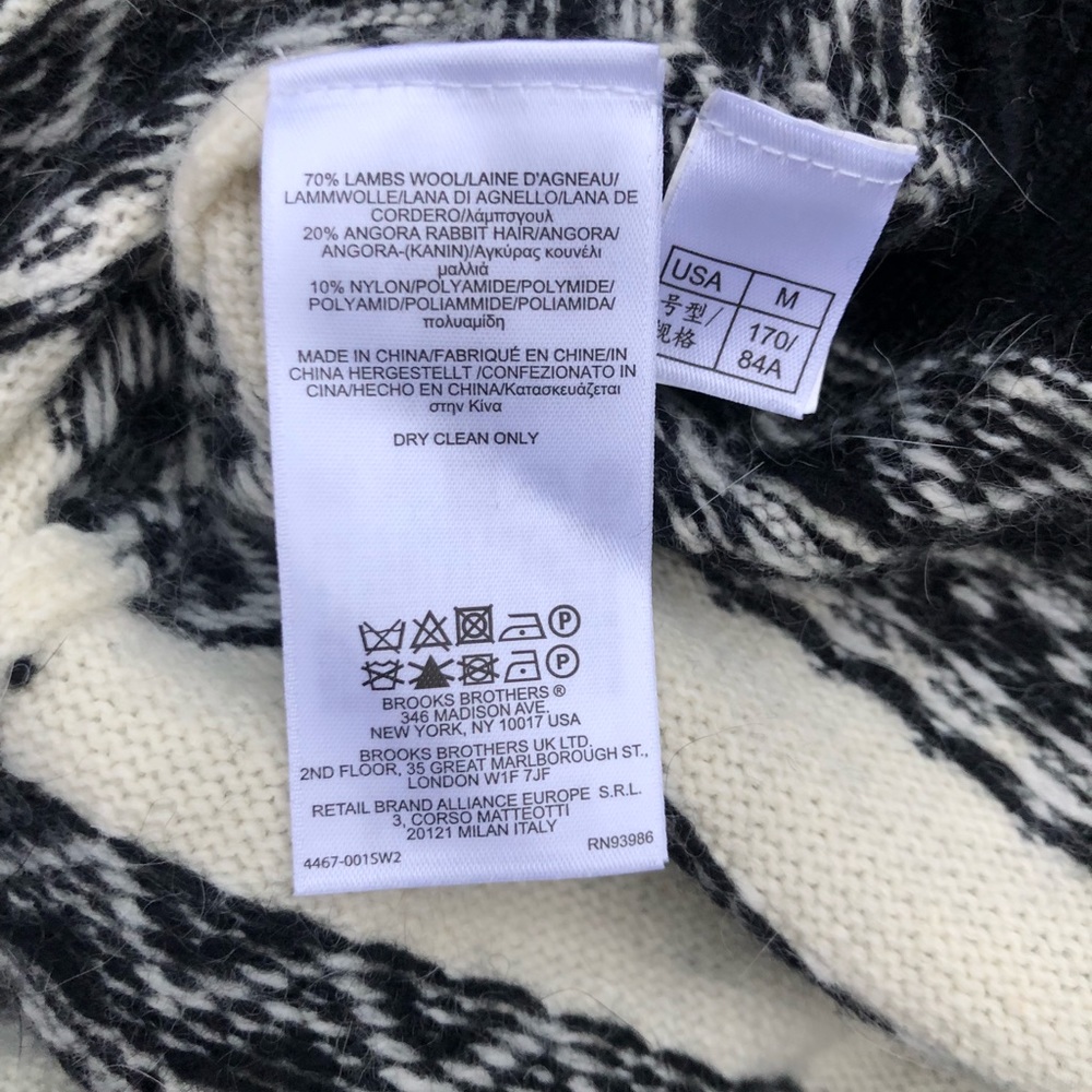 RARE Brooks Brothers Tribal Snowflake Sweater Sz M - Picture 7 of 7